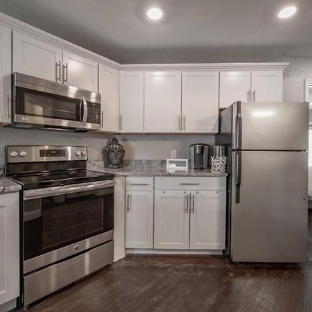 Chic Pad In Center Of Seminole Heights-322 Apartment Tampa Luaran gambar