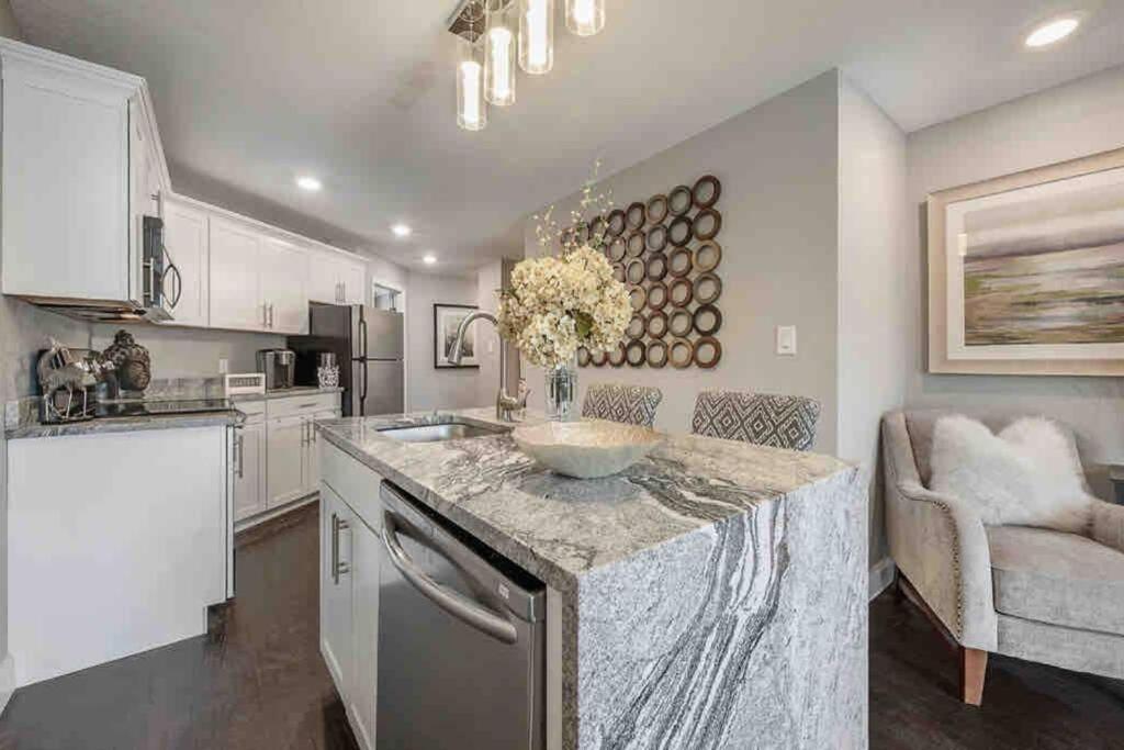 Chic Pad In Center Of Seminole Heights-322 Apartment Tampa Luaran gambar