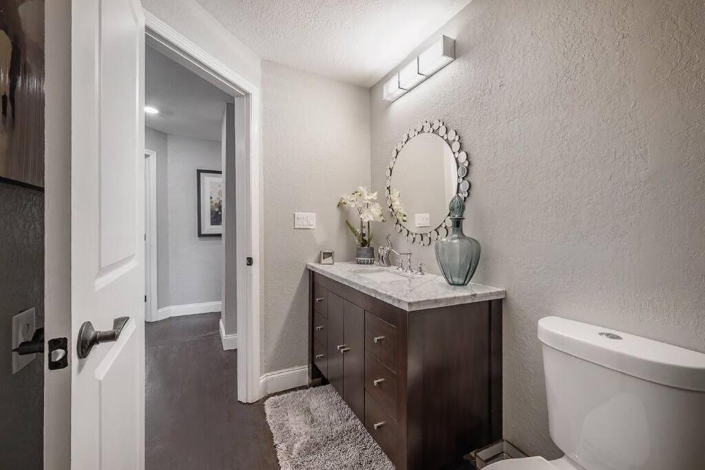 Chic Pad In Center Of Seminole Heights-322 Apartment Tampa Luaran gambar