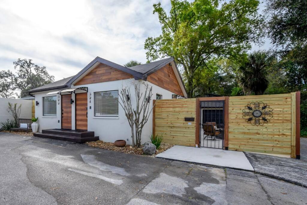 Chic Pad In Center Of Seminole Heights-322 Apartment Tampa Luaran gambar